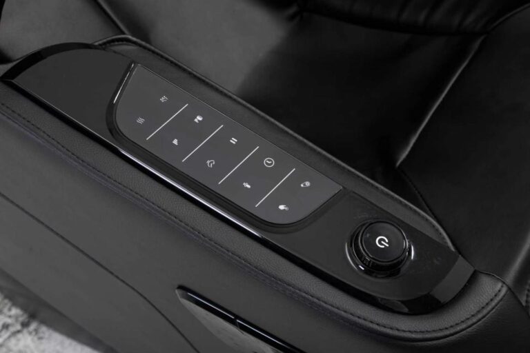 Chilink First massage chair armrest touch controls